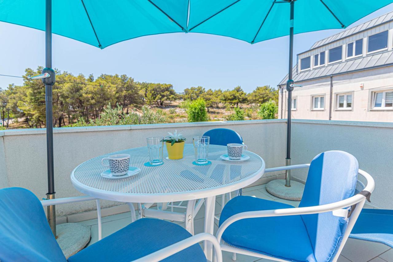 Apartments Villa Tribunj Tribalj Екстериор снимка