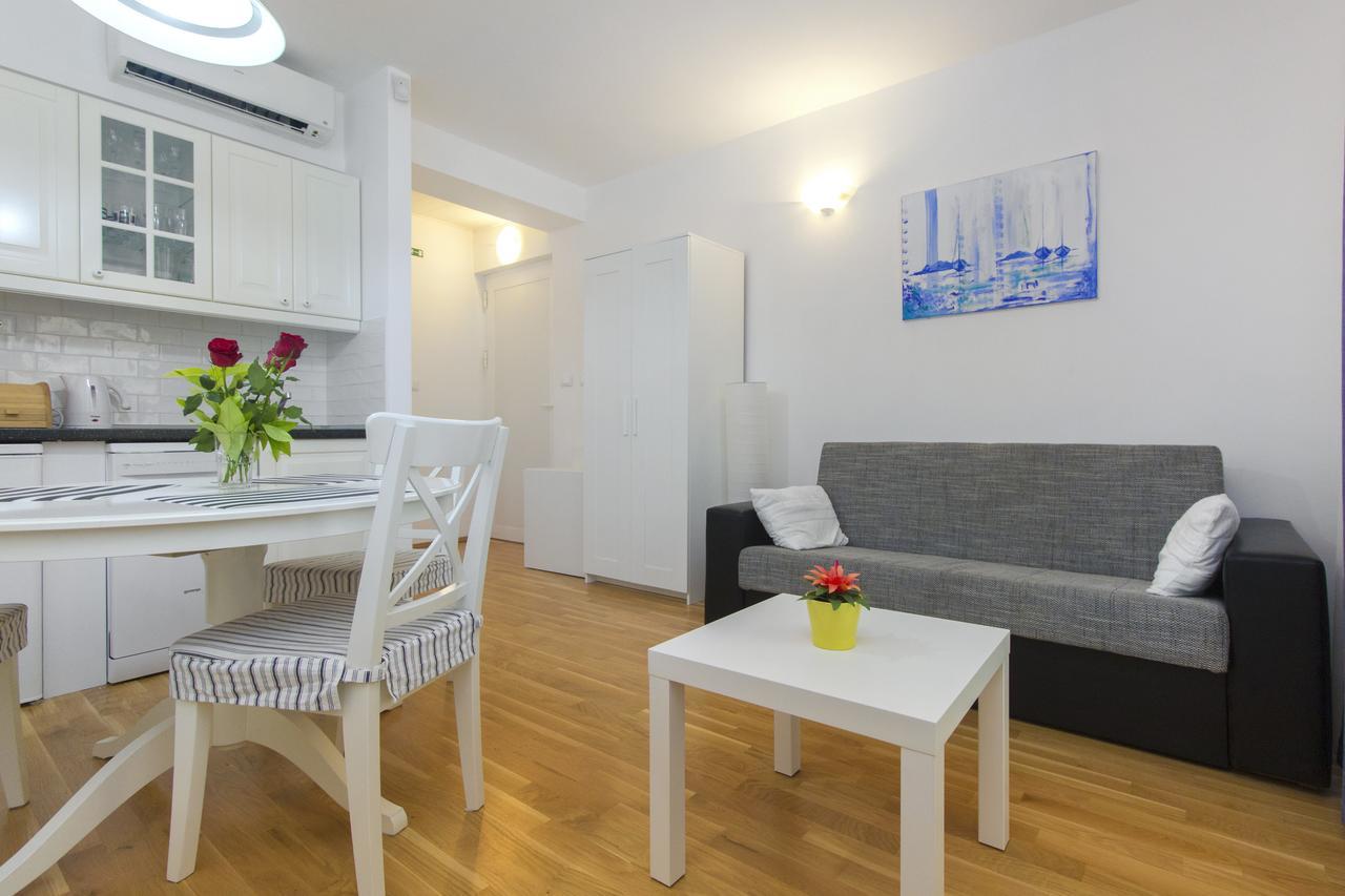 Apartments Villa Tribunj Tribalj Екстериор снимка